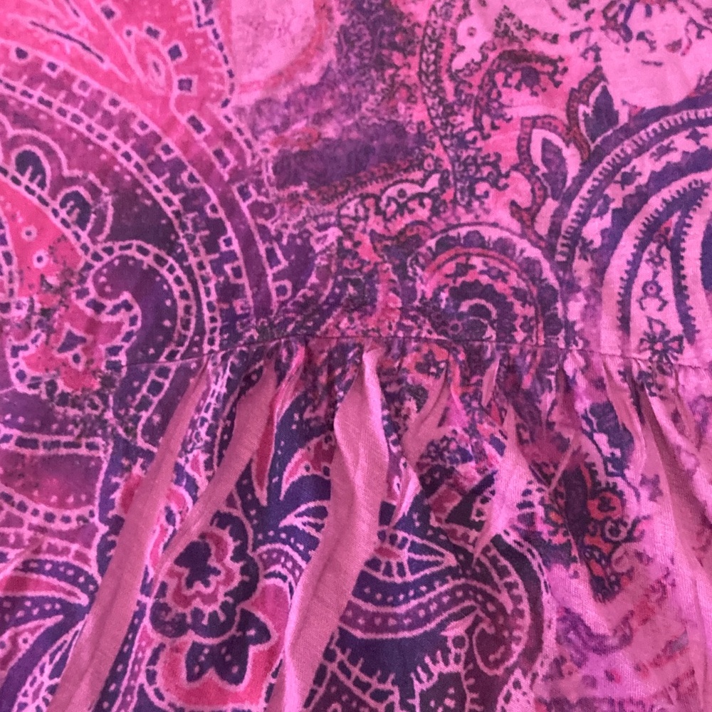 Bobbie Brooks Magenta Paisley Blouse - Picture 3 of 4